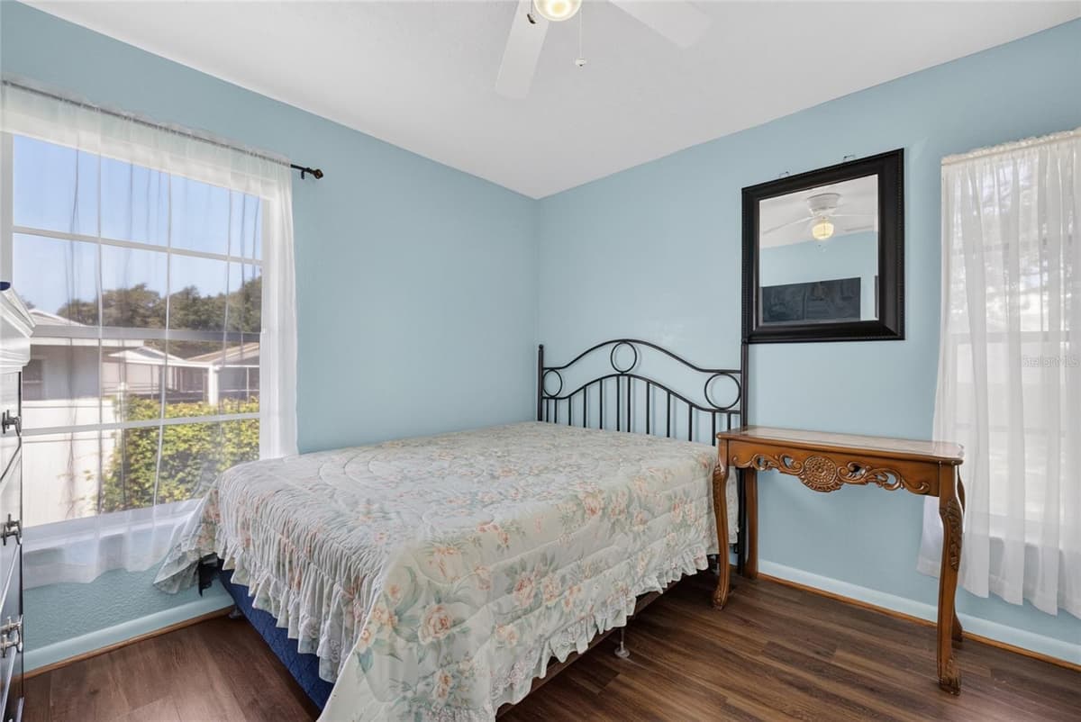 5579 PINE CIRCLE — photo 17 of 35
