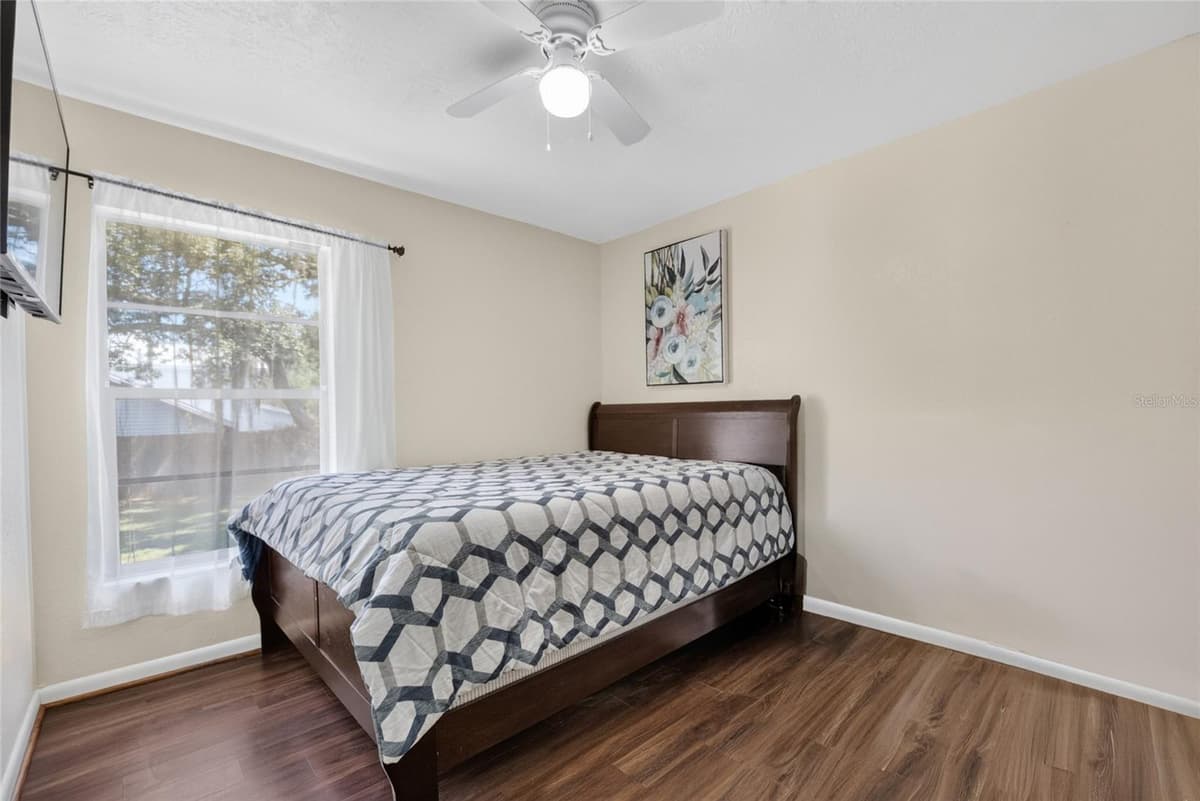 5579 PINE CIRCLE — photo 19 of 35