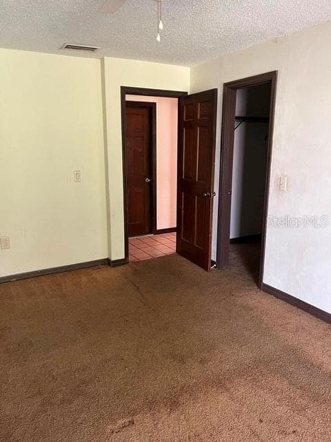 1060 NORMANDY BOULEVARD — photo 6 of 11