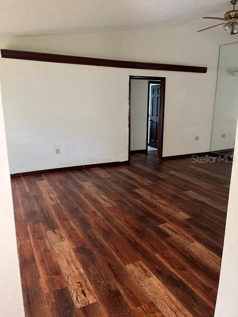 1060 NORMANDY BOULEVARD — photo 4 of 11