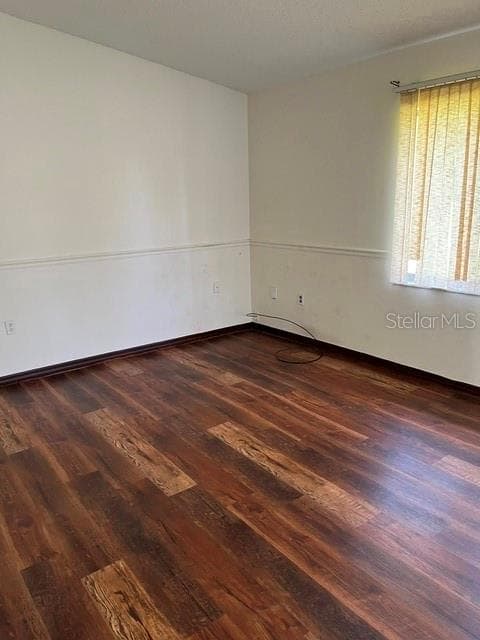 1060 NORMANDY BOULEVARD — photo 5 of 11