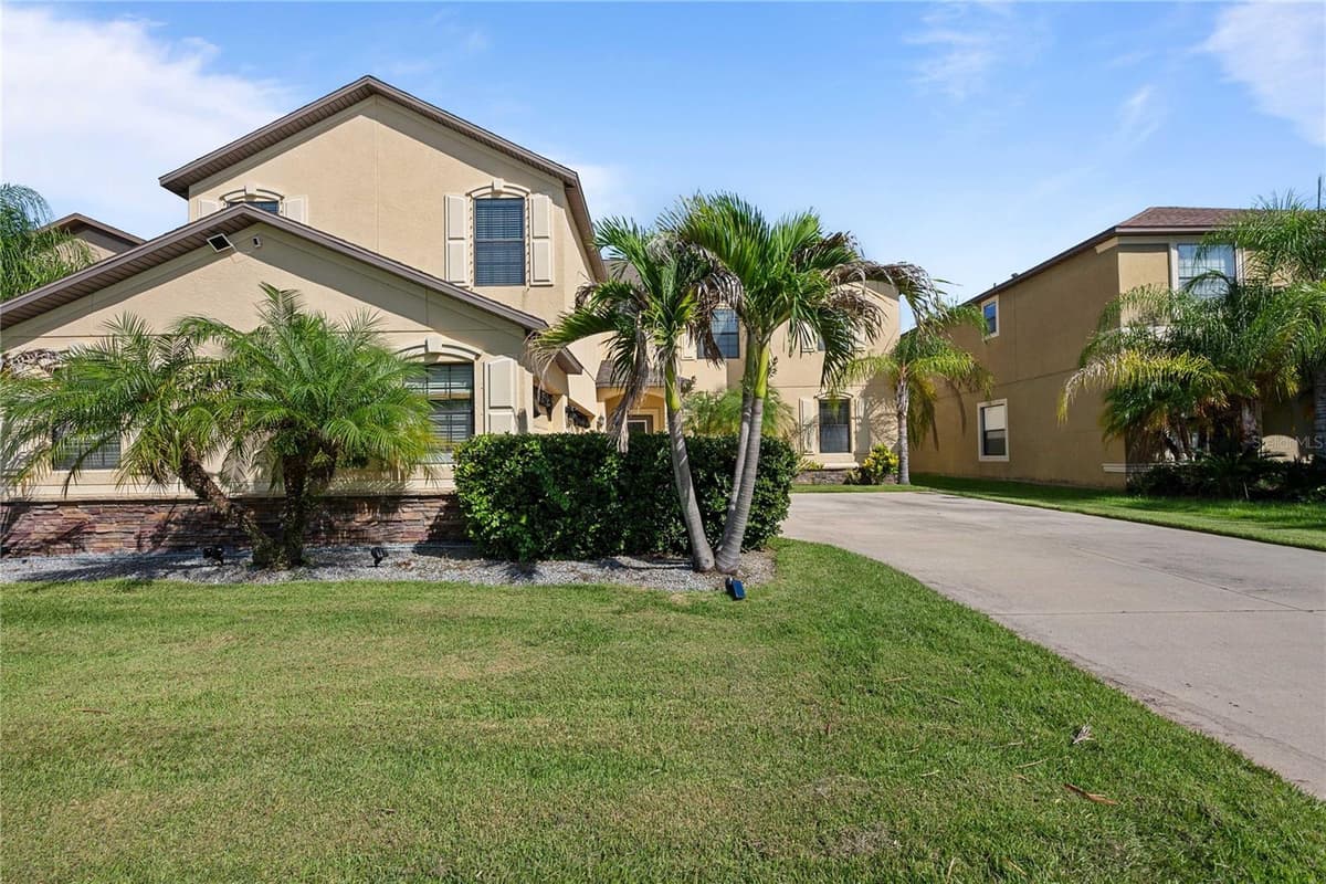 5049 IVORY STONE DRIVE — photo 3 of 67