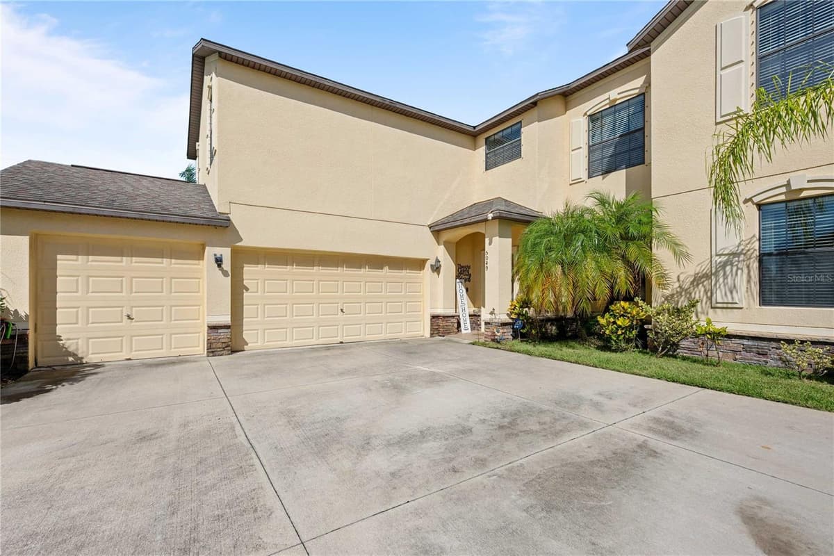 5049 IVORY STONE DRIVE — photo 5 of 67