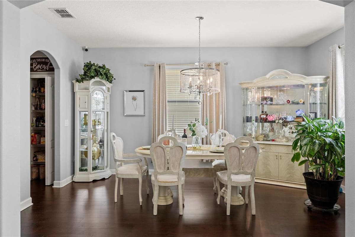 5049 IVORY STONE DRIVE — photo 10 of 67
