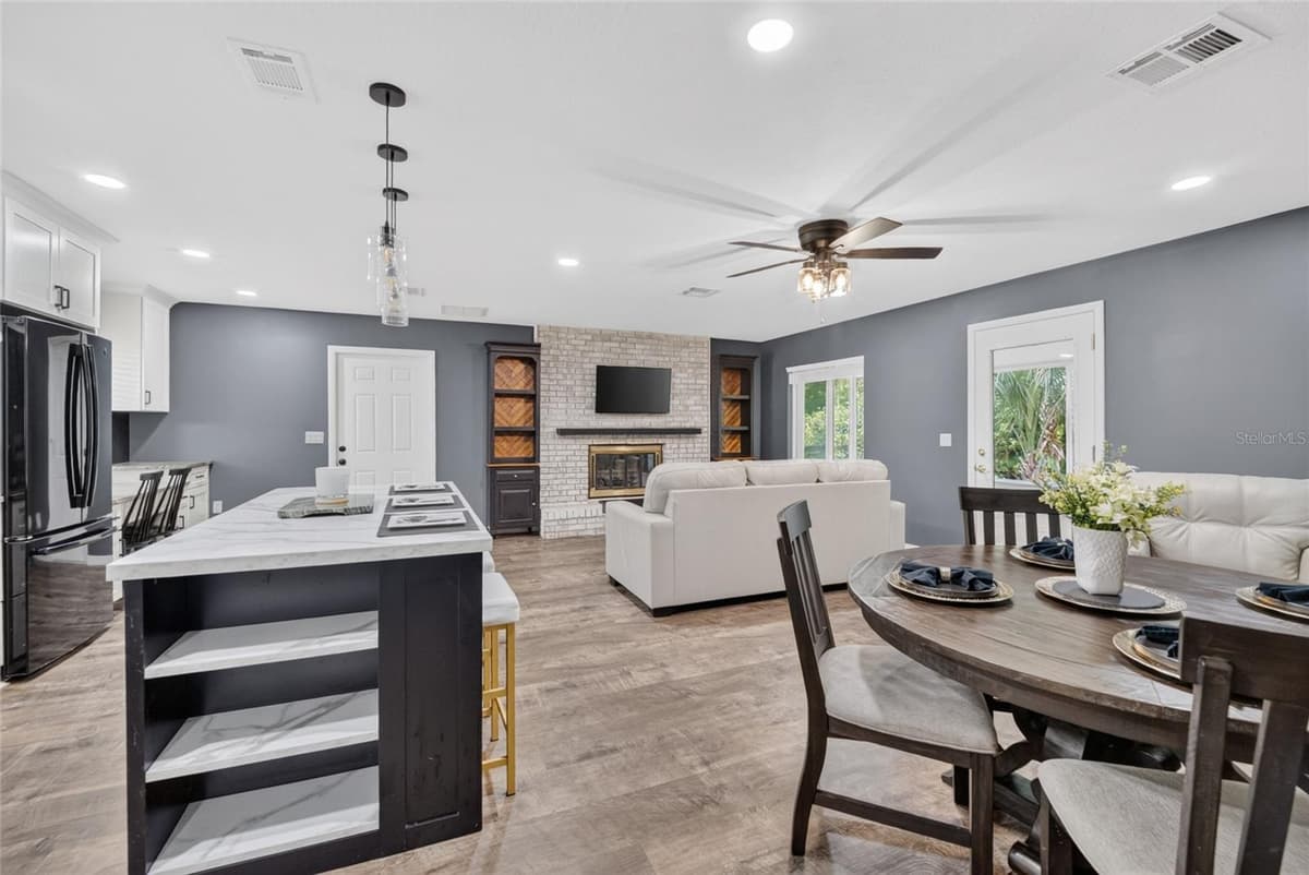 2277 BAYOU POINT — photo 14 of 37