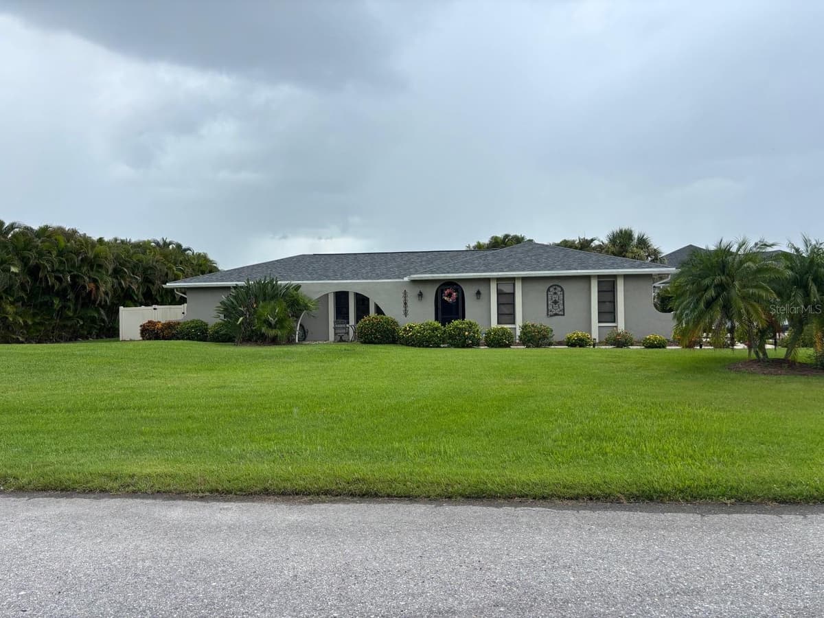 17071 WATERS EDGE CIRCLE — photo 33 of 34