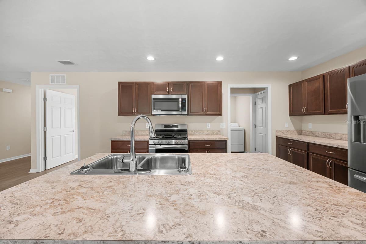 249 PLEASANT HILL GLEN — photo 18 of 43