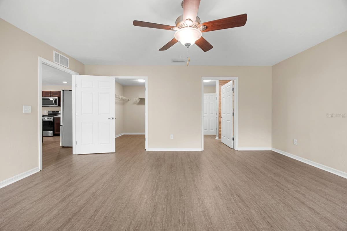 249 PLEASANT HILL GLEN — photo 10 of 43
