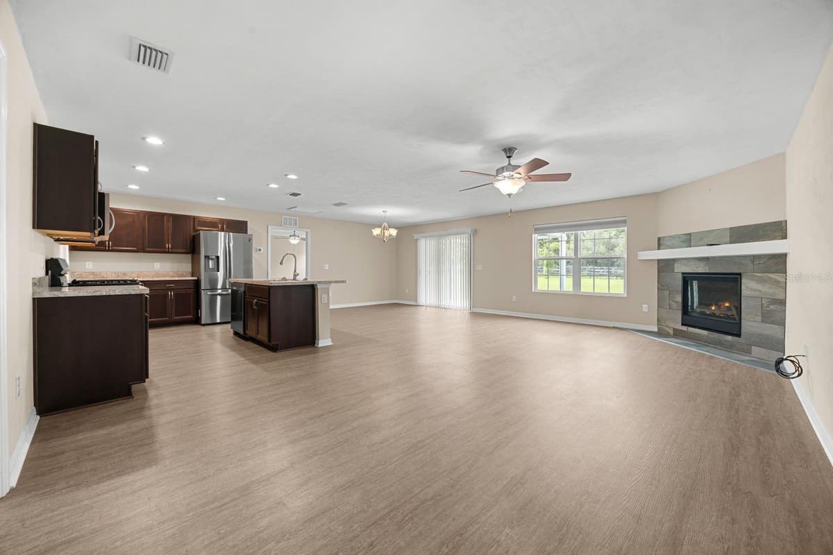 249 PLEASANT HILL GLEN — photo 5 of 43