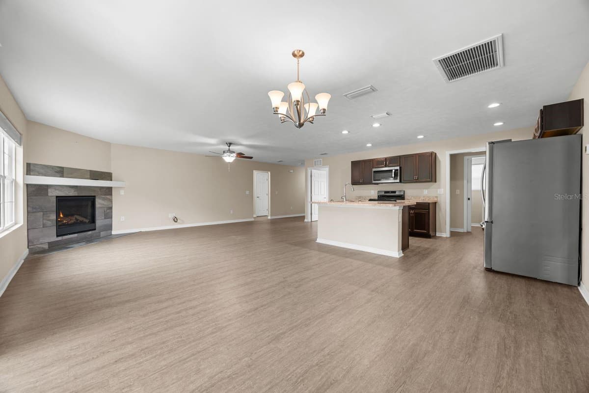 249 PLEASANT HILL GLEN — photo 6 of 43