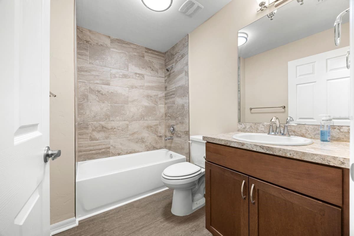 249 PLEASANT HILL GLEN — photo 15 of 43