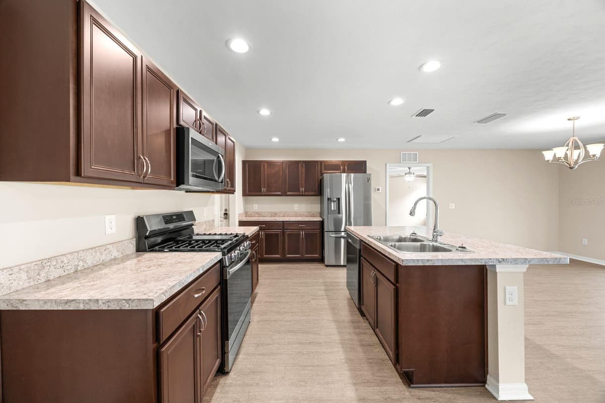 249 PLEASANT HILL GLEN — photo 17 of 43