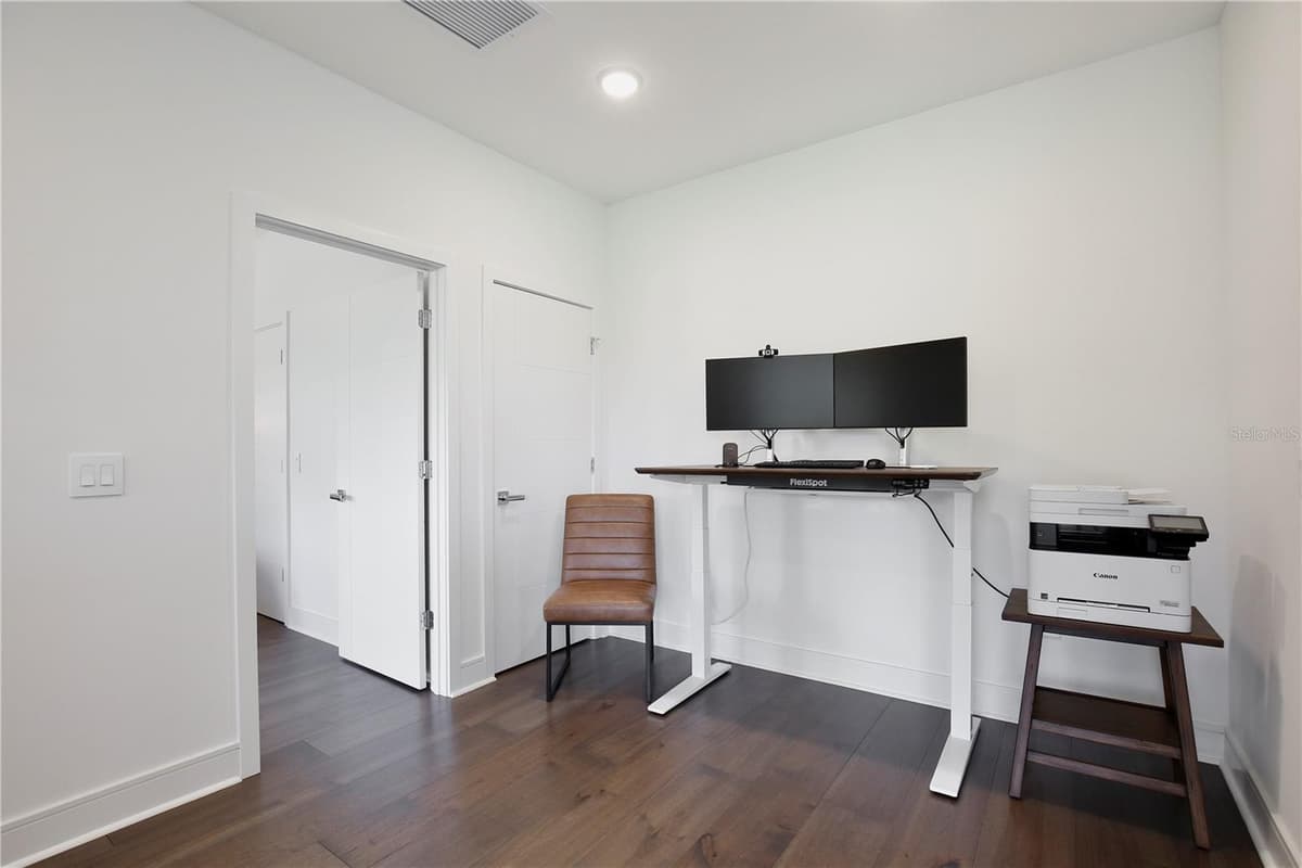 3008 KENSINGTON AVENUE — photo 34 of 70