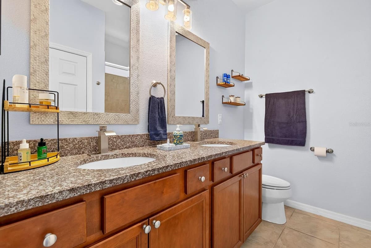 1407 CUSTER BAYOU STREET — photo 33 of 61