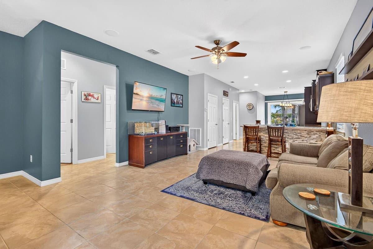 1407 CUSTER BAYOU STREET — photo 21 of 61