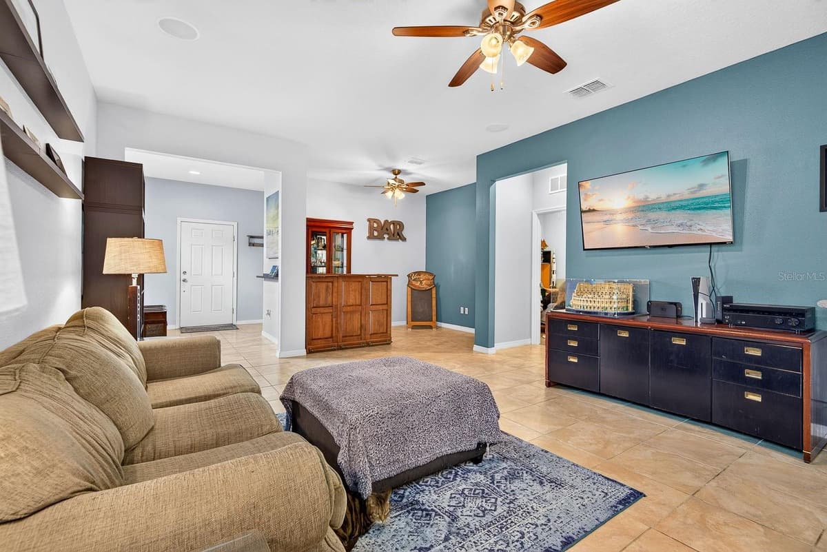1407 CUSTER BAYOU STREET — photo 18 of 61