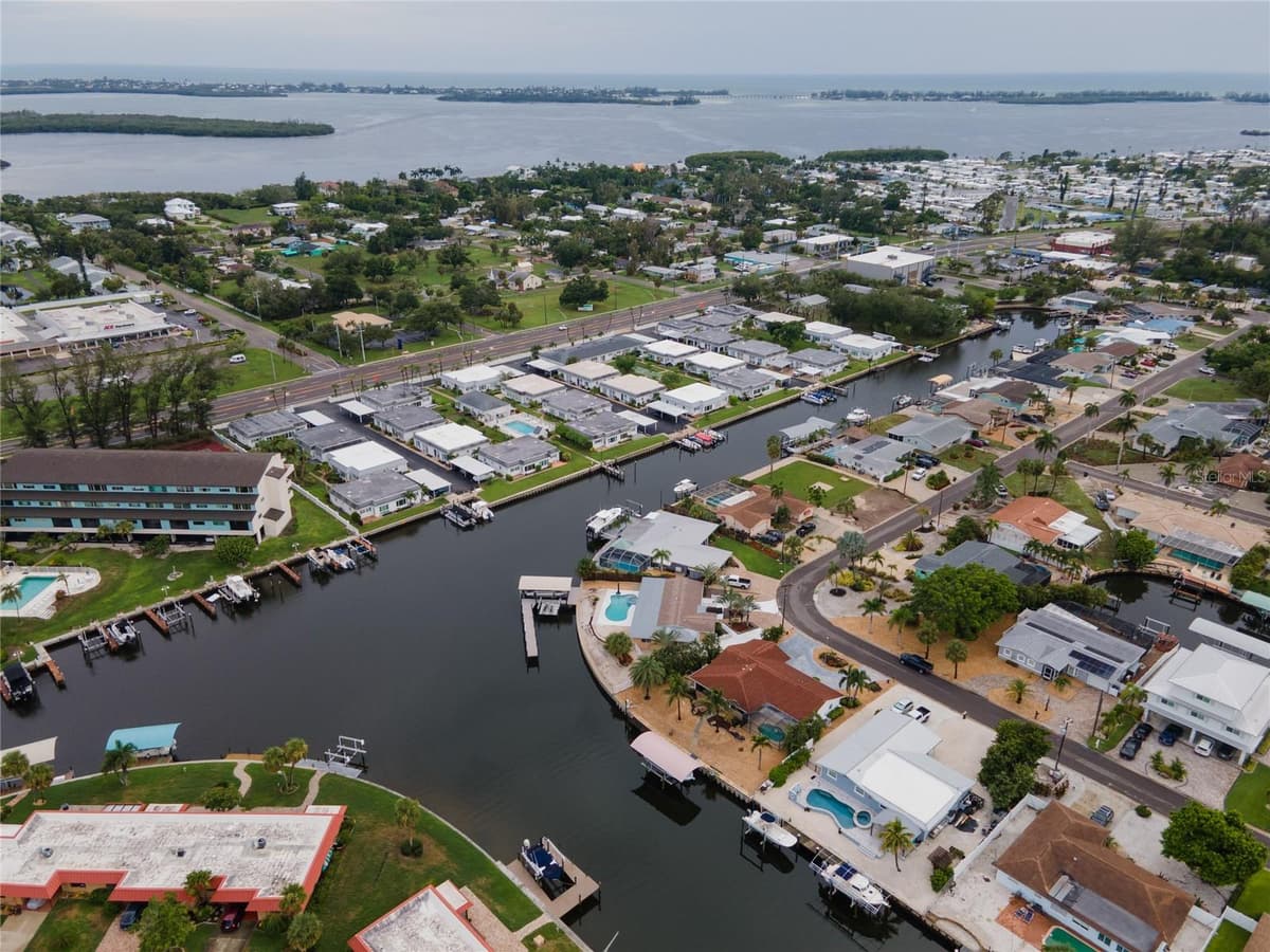 4223 ROYAL PALM DRIVE — photo 46 of 51