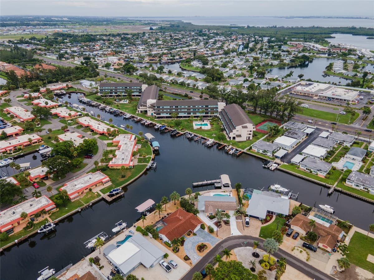 4223 ROYAL PALM DRIVE — photo 45 of 51