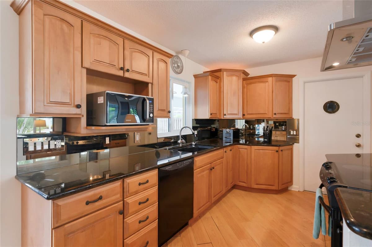 4223 ROYAL PALM DRIVE — photo 15 of 51