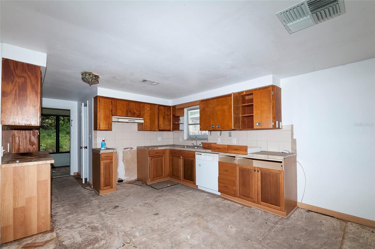 3596 IVY STREET — photo 6 of 55