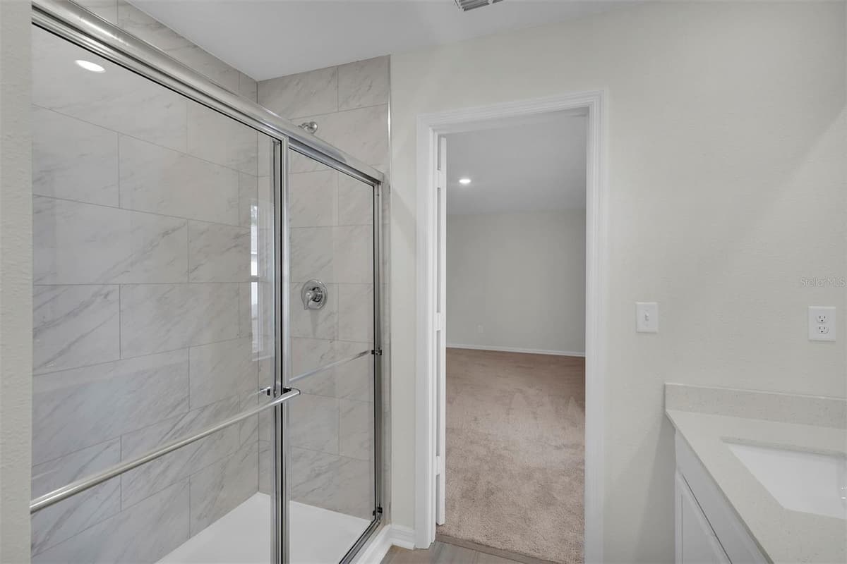 19 PINEAPPLE DRIVE — photo 13 of 20