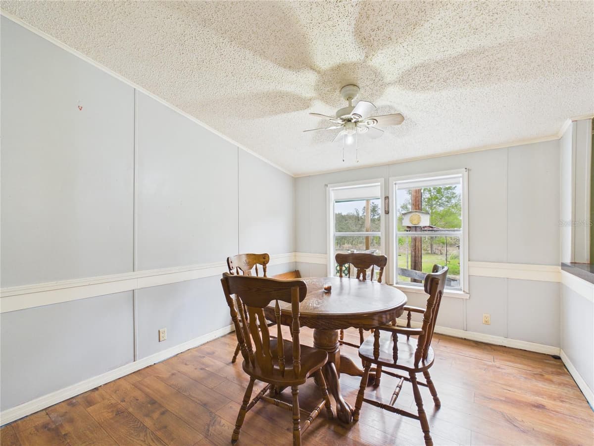 7085 RHODER POINT — photo 11 of 23