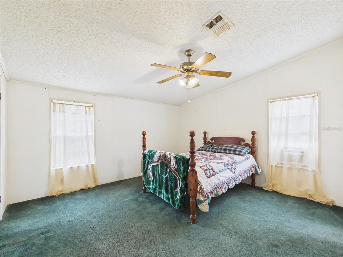 7085 RHODER POINT — photo 7 of 23