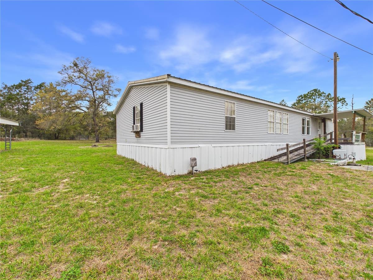 7085 RHODER POINT — photo 21 of 23