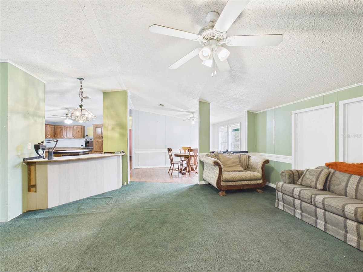 7085 RHODER POINT — photo 10 of 23
