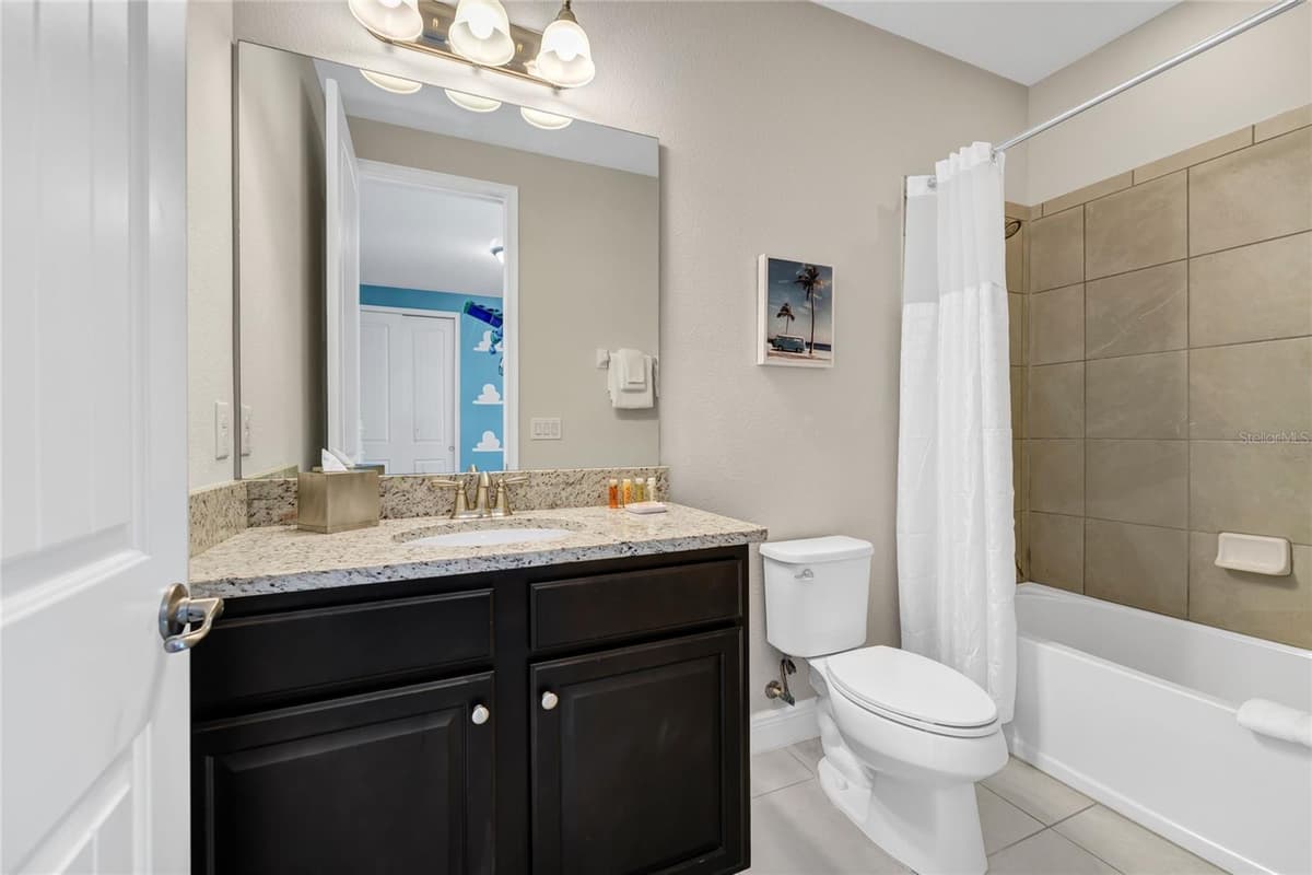 7708 GRABEN STREET — photo 36 of 46