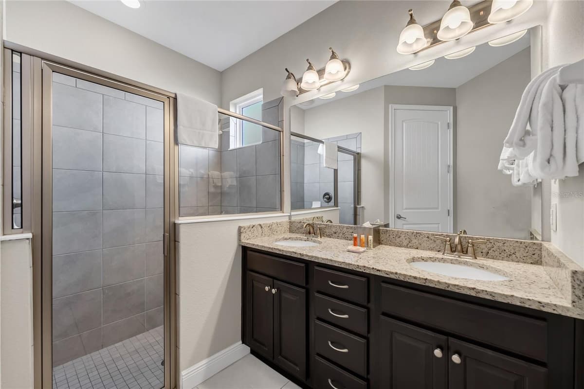 7708 GRABEN STREET — photo 22 of 46