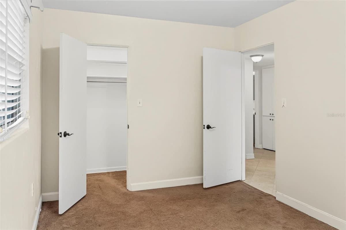 409 GULLEY AVENUE — photo 18 of 34