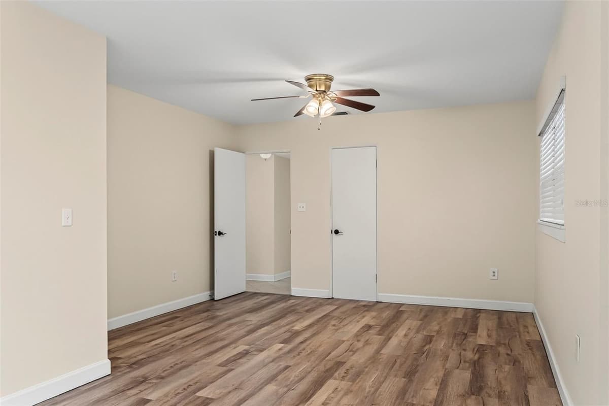409 GULLEY AVENUE — photo 25 of 34