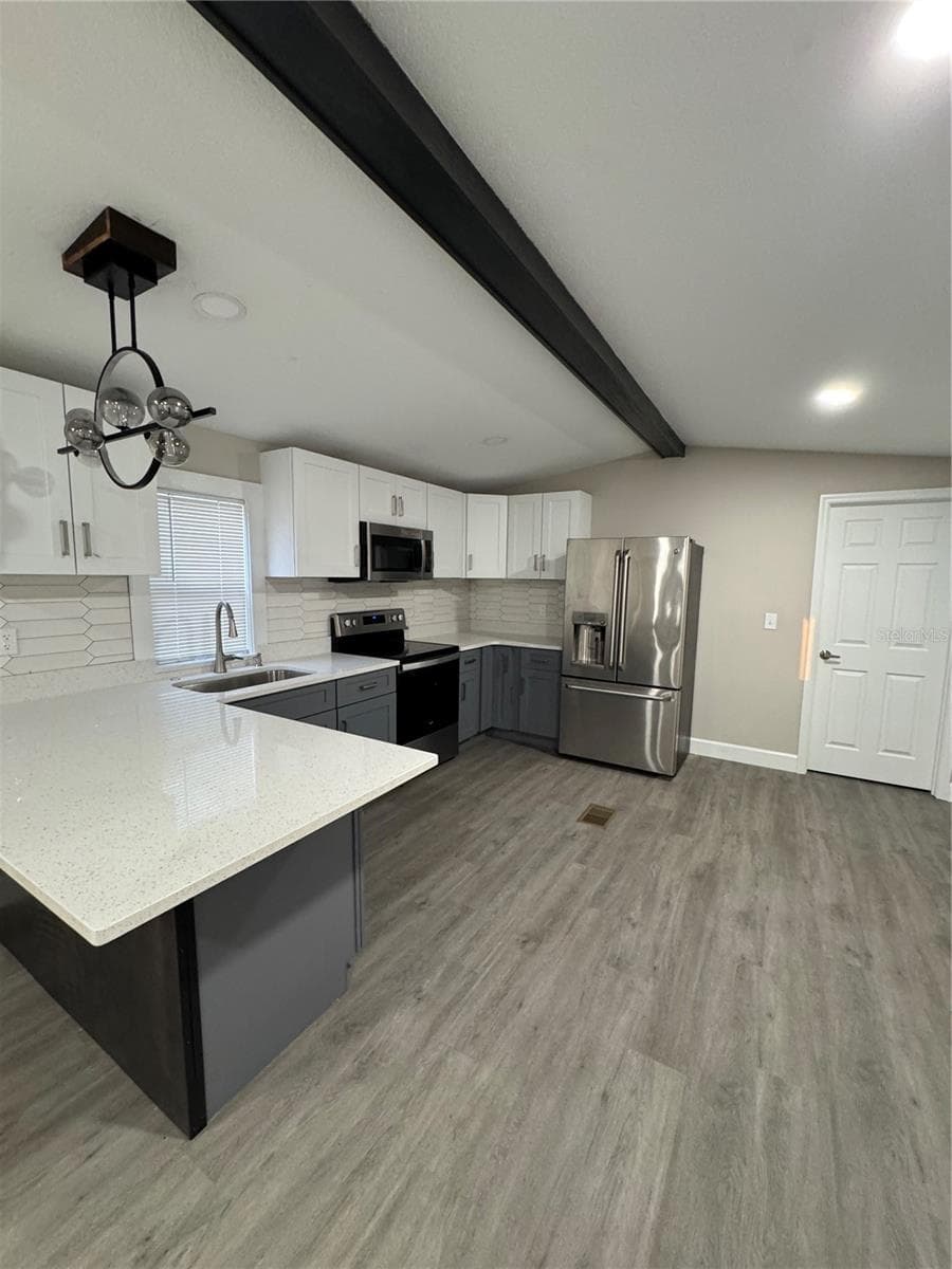 1119 PARSONS AVENUE — photo 8 of 26