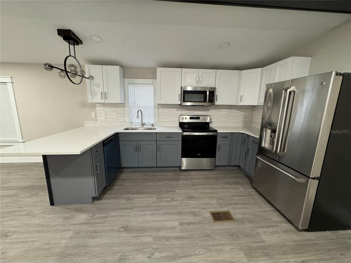 1119 PARSONS AVENUE — photo 10 of 26