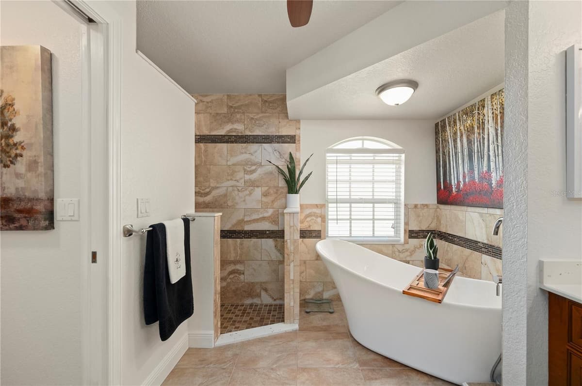 1512 SUZI STREET — photo 21 of 46