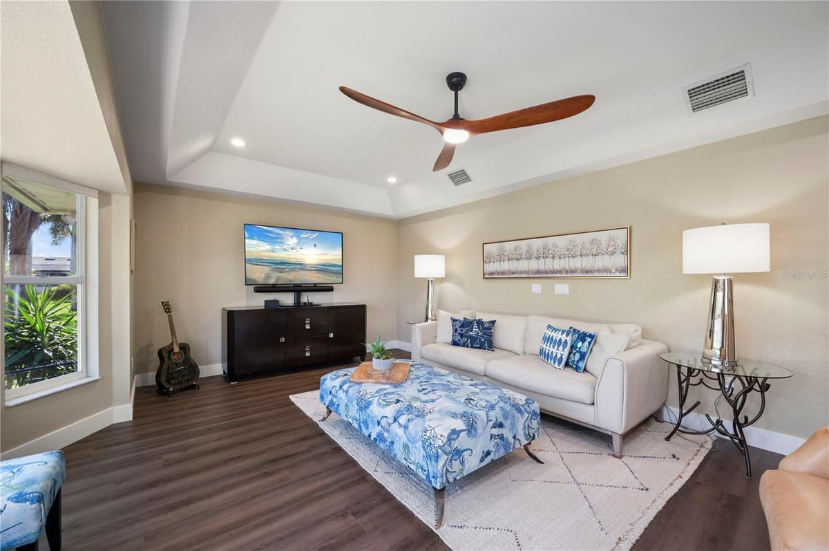 1512 SUZI STREET — photo 14 of 46