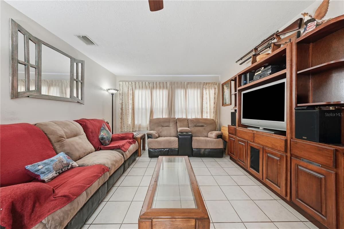 3543 COUNTY ROAD 426 — photo 7 of 47