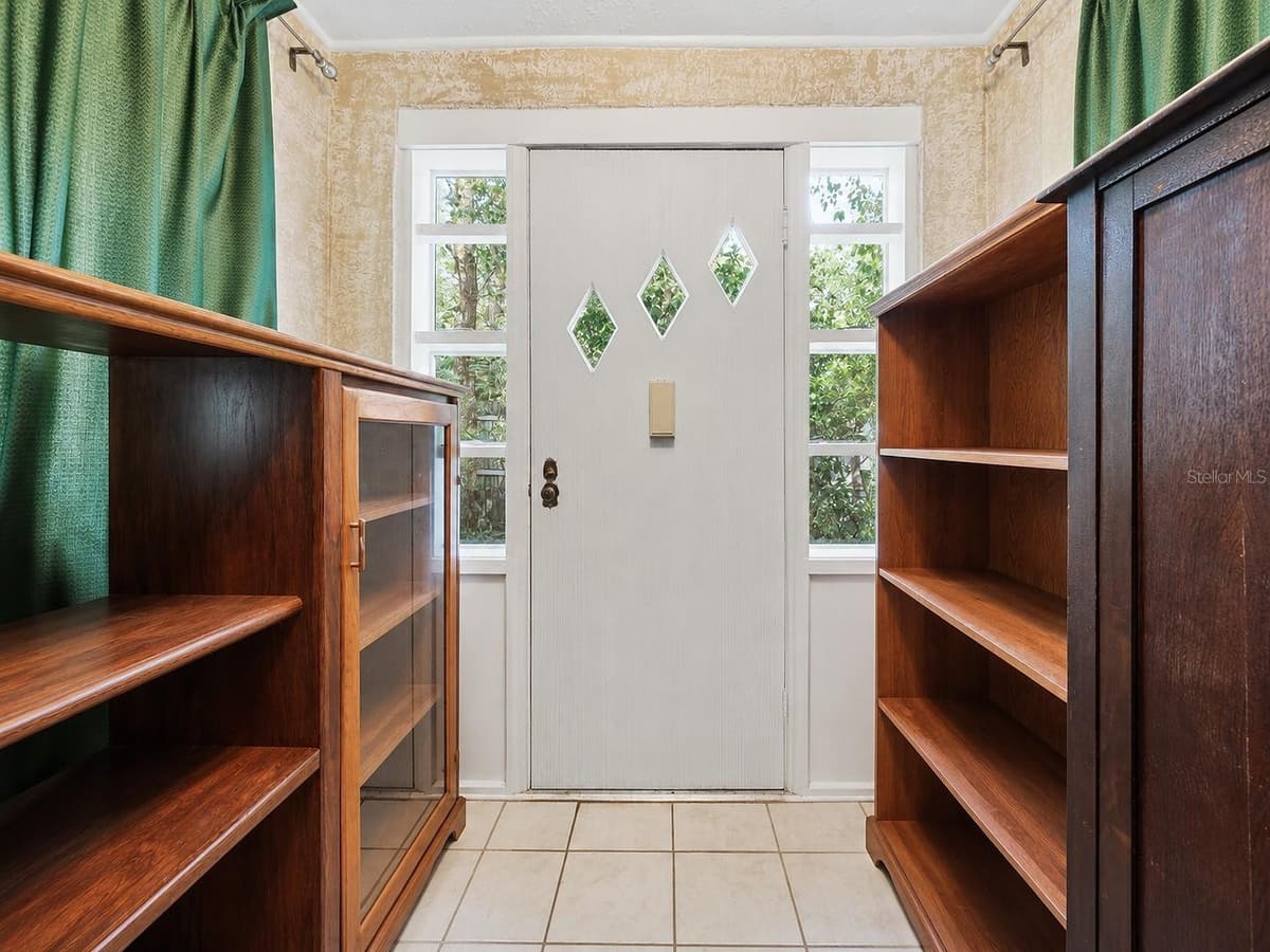 3543 COUNTY ROAD 426 — photo 5 of 47