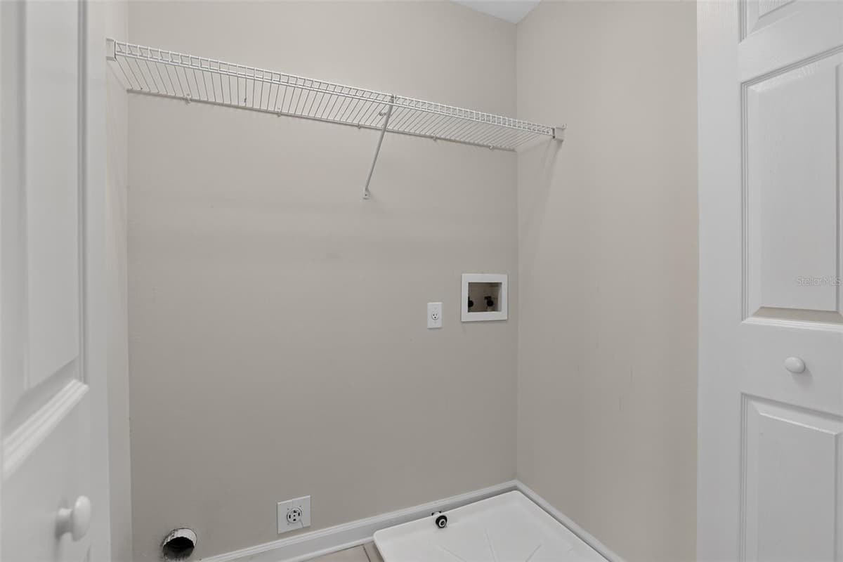 866 VINELAND PLACE — photo 27 of 30