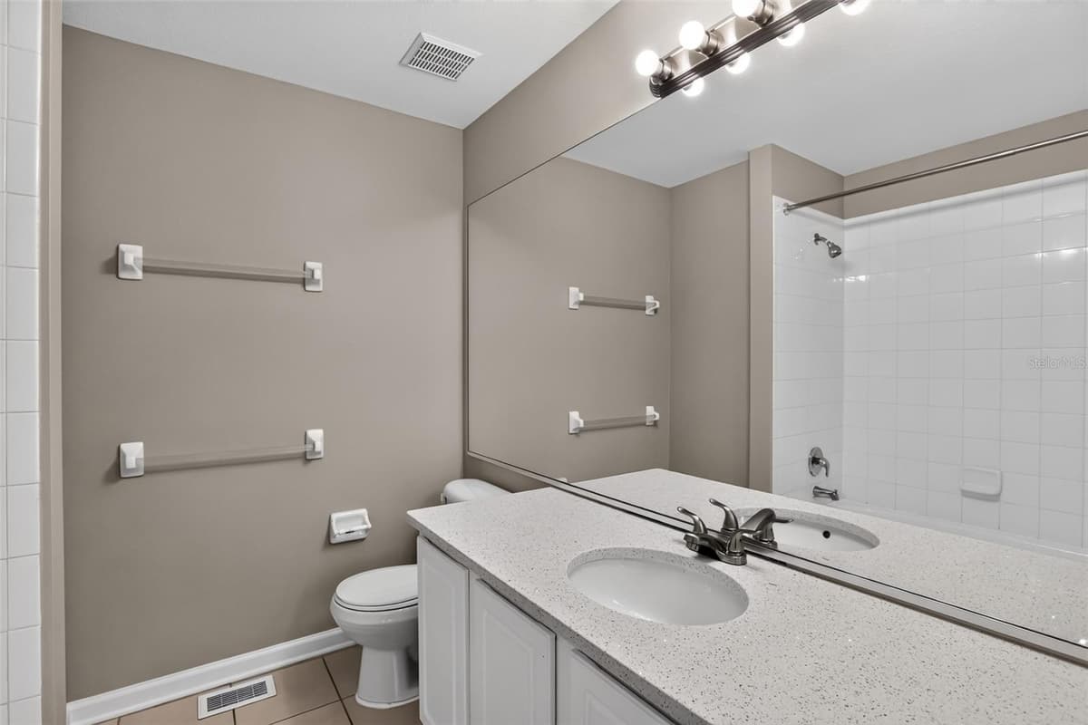 866 VINELAND PLACE — photo 15 of 30