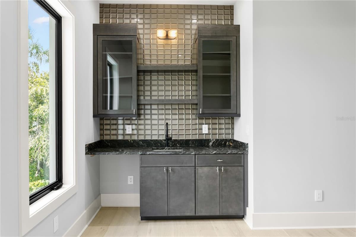 5003 POE AVENUE — photo 65 of 81