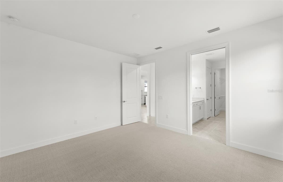 4695 BLUE STAR COURT — photo 12 of 27