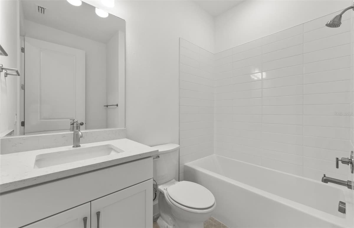 4695 BLUE STAR COURT — photo 14 of 27