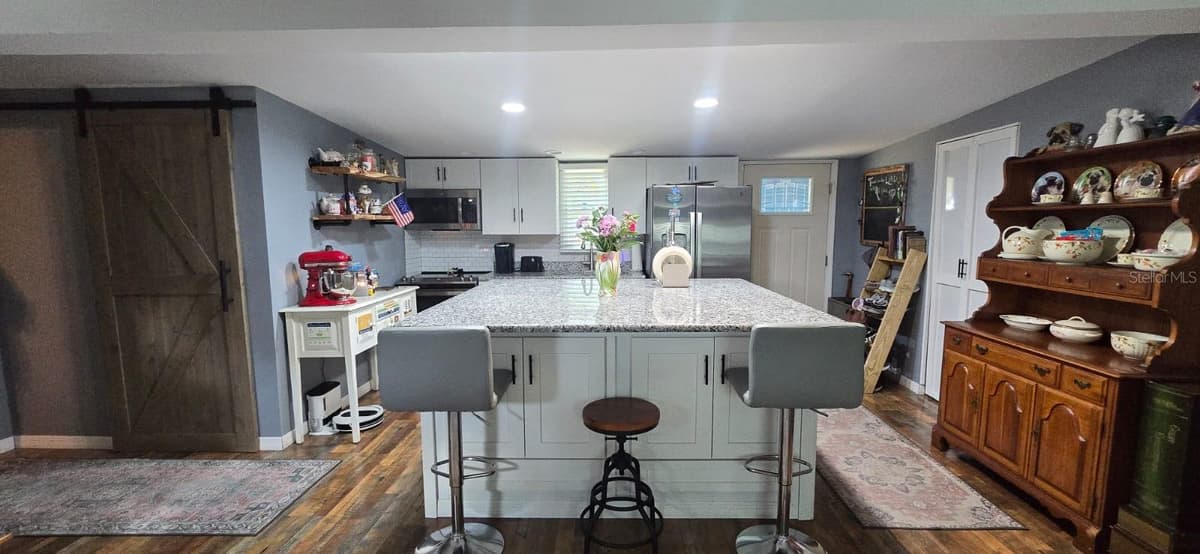 45506 MAGNOLIA STREET — photo 8 of 28