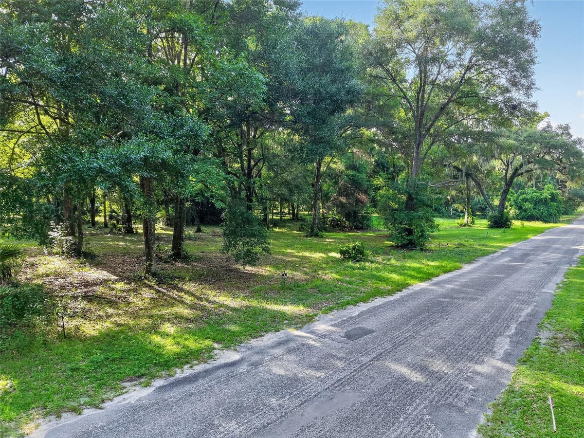 18741 US HIGHWAY 301 — photo 13 of 78