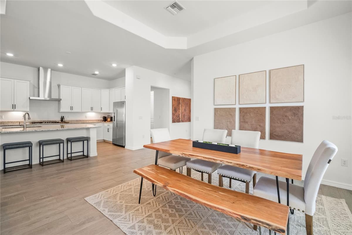 15916 SUGAR HILL DRIVE — photo 14 of 47