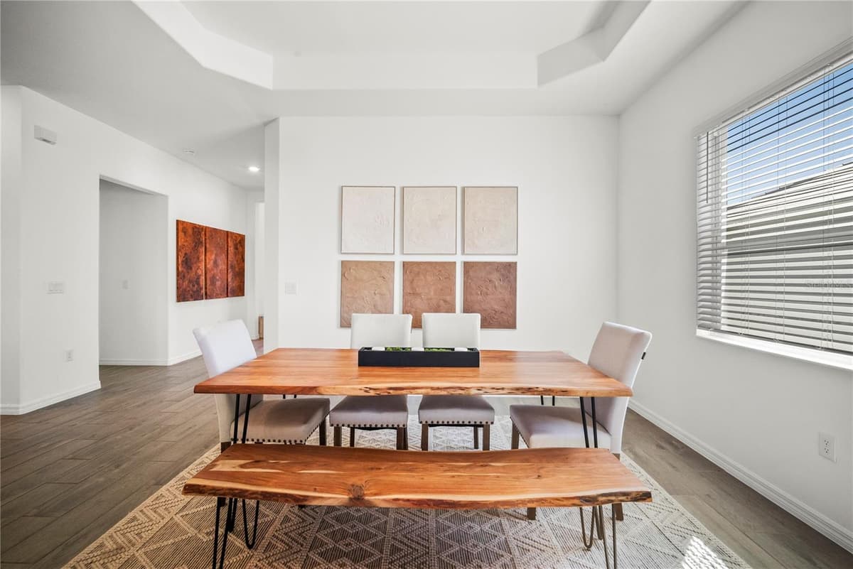 15916 SUGAR HILL DRIVE — photo 13 of 47