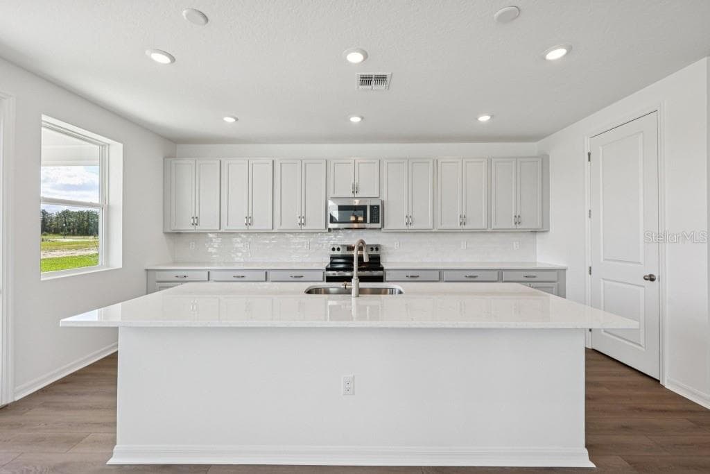 17631 LAKE STAR ROAD — photo 17 of 41