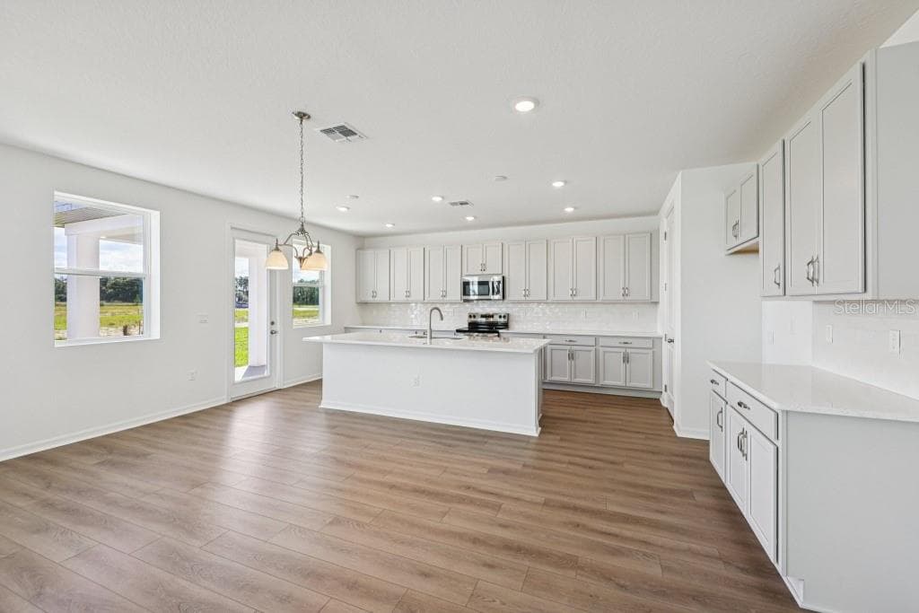 17631 LAKE STAR ROAD — photo 15 of 41